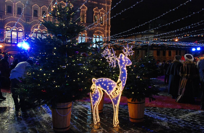 На Красной площади открылась Рождественская ярмарка 12 фото