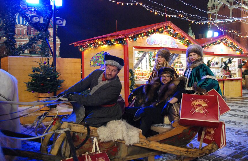 На Красной площади открылась Рождественская ярмарка 20 фото