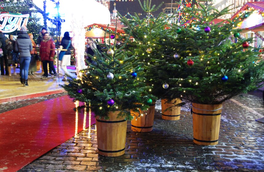 На Красной площади открылась Рождественская ярмарка 4 фото