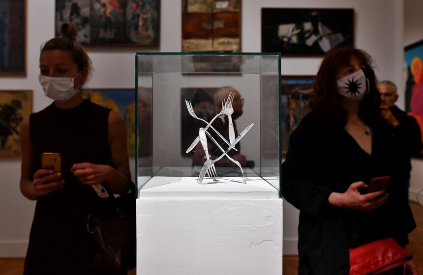 В Новой Третьяковке открылась выставка "Вячеслав Колейчук. Живая линия" 16 фото