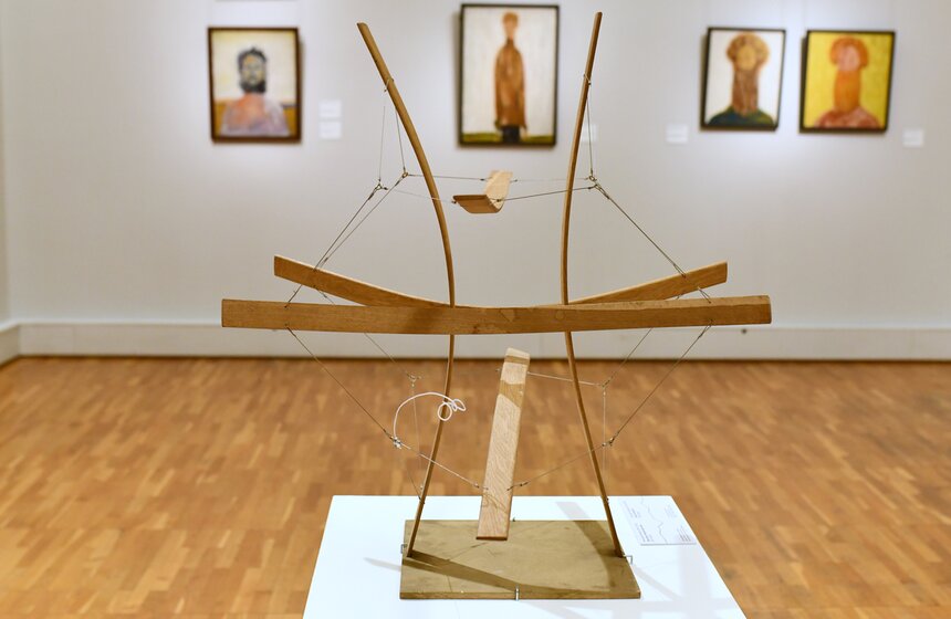 В Новой Третьяковке открылась выставка "Вячеслав Колейчук. Живая линия" 2 фото