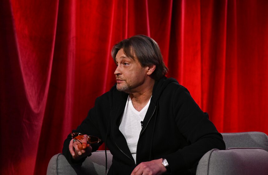 Александр Домогаров дал интервью в рамках программы "Золотая рыбка" 4 фото