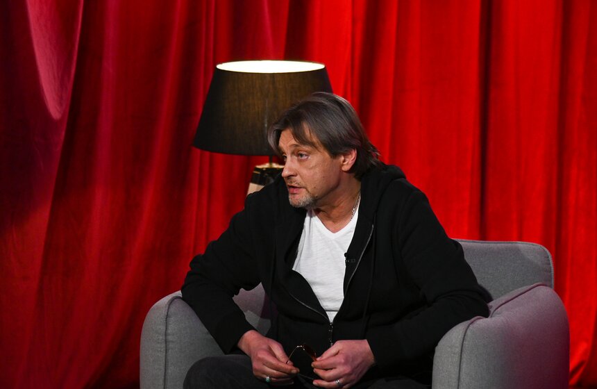 Александр Домогаров дал интервью в рамках программы "Золотая рыбка" 15 фото