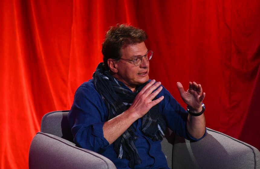 Александр Домогаров дал интервью в рамках программы "Золотая рыбка" 8 фото