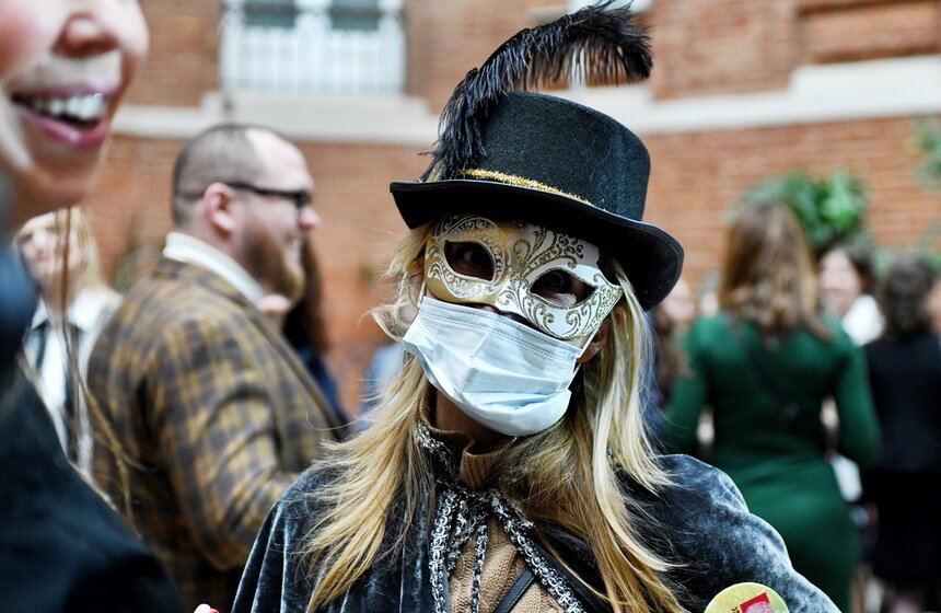 В Царицыне открылась выставка "Под маской Венеции" 7 фото