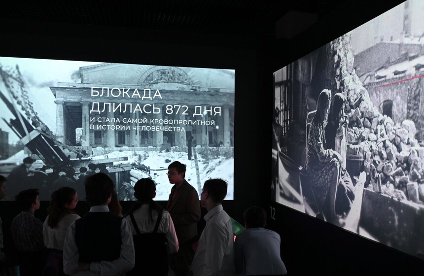 На ВДНХ открылась мультимедийная выставка "Вспомним" 12 фото