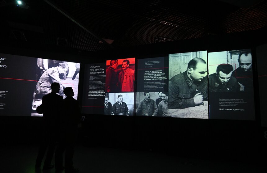 На ВДНХ открылась мультимедийная выставка "Вспомним" 4 фото