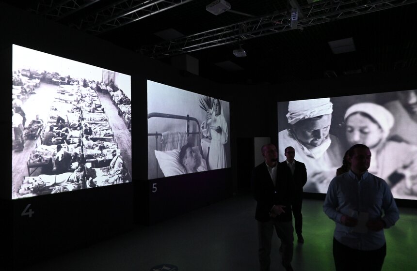 На ВДНХ открылась мультимедийная выставка "Вспомним" 14 фото