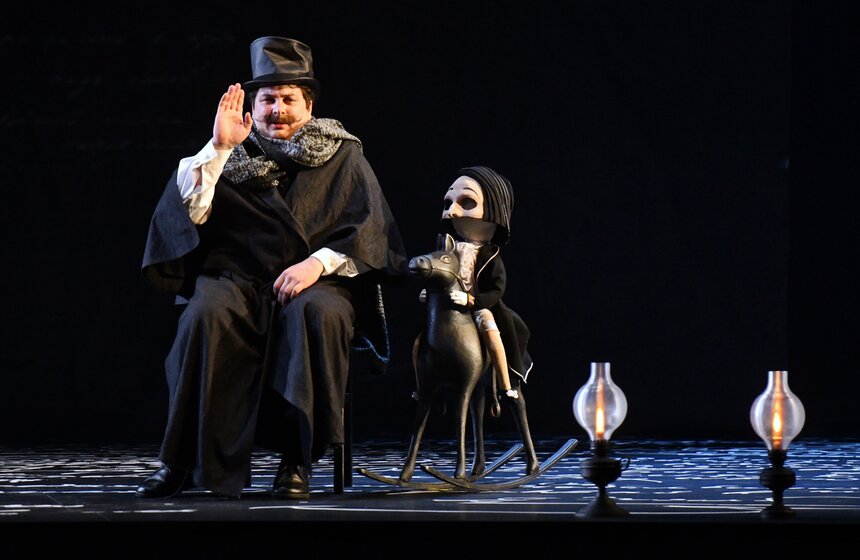 В Театре им. Вахтангова прошла премьера "Мертвых душ" 3 фото