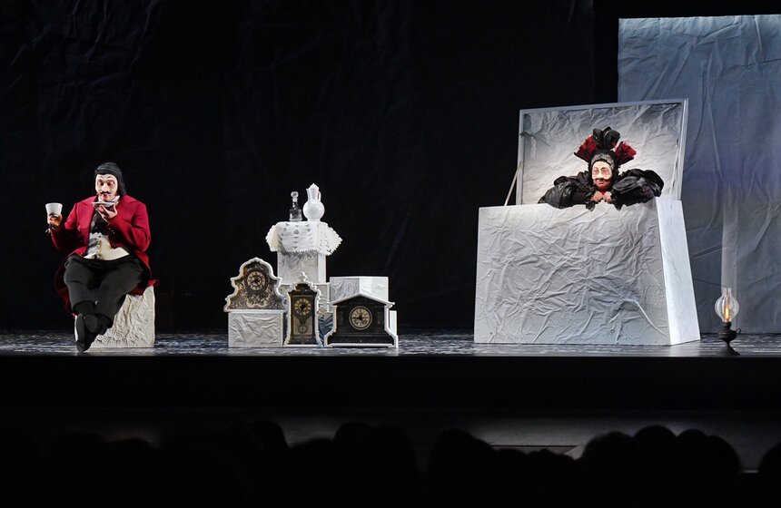 В Театре им. Вахтангова прошла премьера "Мертвых душ" 18 фото