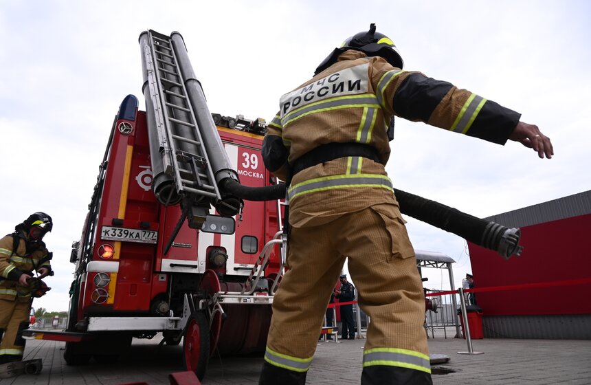В Москве прошли демонстрационные учения МЧС России 22 фото