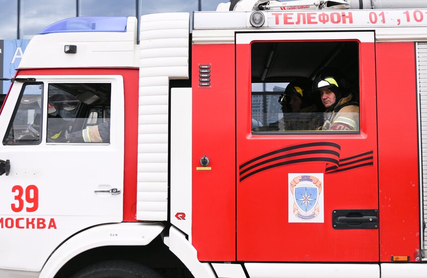 В Москве прошли демонстрационные учения МЧС России 3 фото