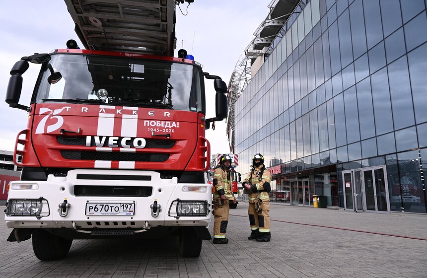 В Москве прошли демонстрационные учения МЧС России 27 фото