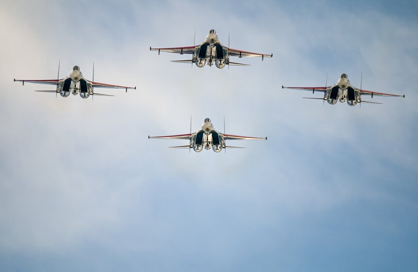 "Русские витязи" и "Стрижи" отпраздновали юбилей 11 фото