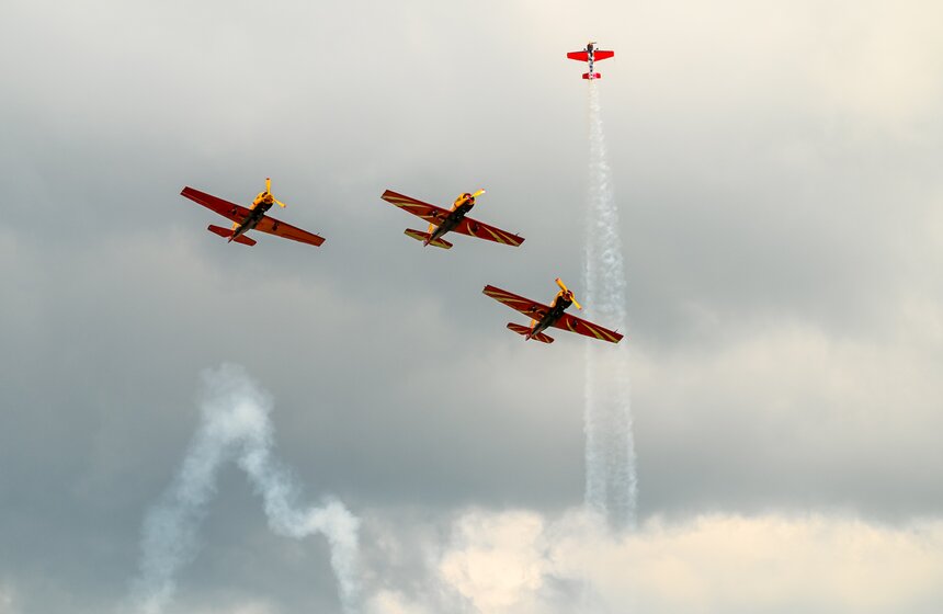 "Русские витязи" и "Стрижи" отпраздновали юбилей 17 фото