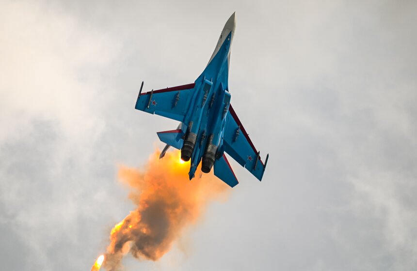 "Русские витязи" и "Стрижи" отпраздновали юбилей 13 фото