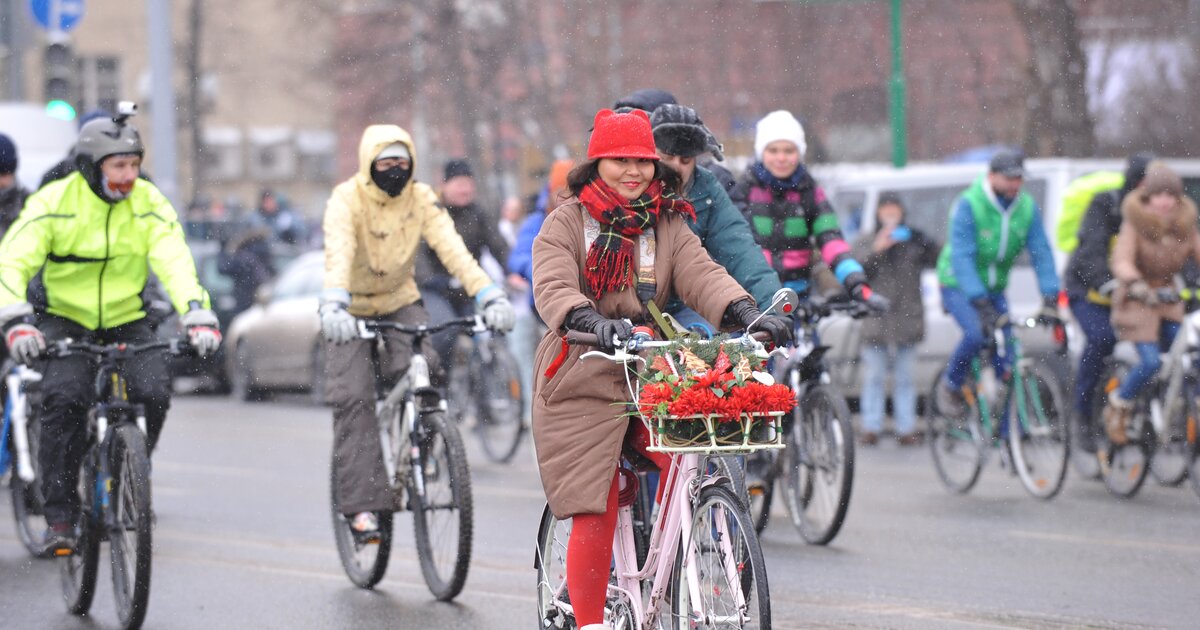 Готов велика. Зимний велозаезд. Зимний велопарад. Зимний велопробег. Велопарад зимой в Москве.