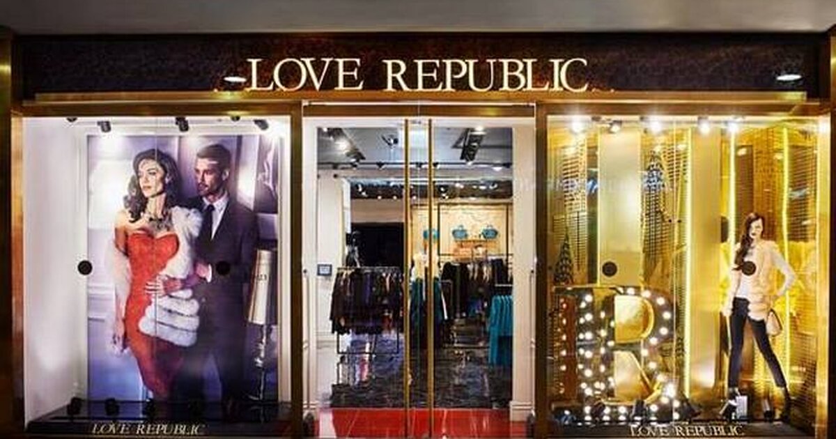 Лов репаблик одежда. Love Republic Тула. Love Republic витрина магазина. Бренд Love Republic магазины. Лав Репаблик магазин.