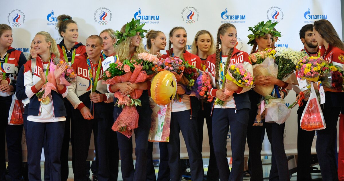 Встречали спортсменов. Столицы спортивных олимпиад. Олимпийские чемпионы проживающие в СЗАО Москвы.