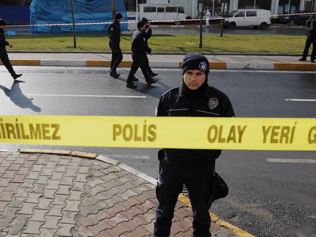 Halk TV: двое полицейских погибли при стрельбе в полицейском участке в Турции
