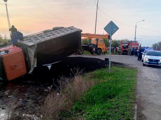 Четыре человека погибли в результате ДТП с грузовиком в Самарской области
