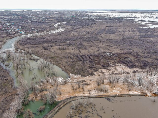 Уровень воды в Урале у Орска опустился на 9 см за два часа