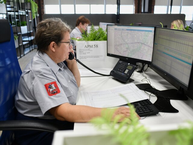 Собянин: более 2 млн звонков поступило в контакт-центр "Московский транспорт" в 2023 году