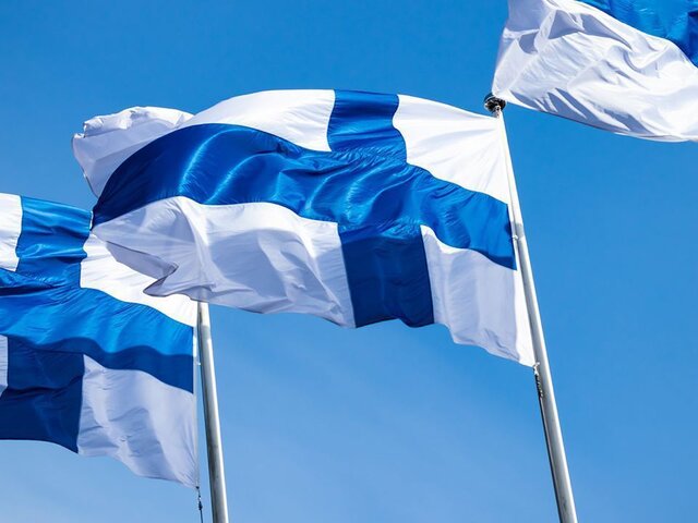 Правительство Финляндии собралось снизить до минимума пособие для беженцев