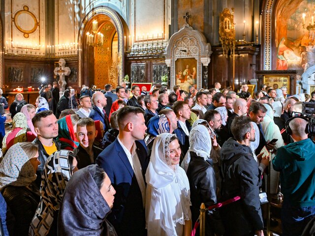 Около 2 млн человек посетили пасхальные богослужения в Москве за все праздничные дни