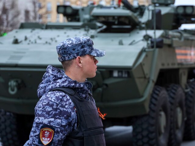 Более 9 тыс сотрудников Росгвардии обеспечили безопасность в День Победы в Москве
