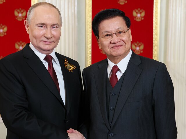 Путин поблагодарил президента Лаоса за передачу танков Т-34 в Россию