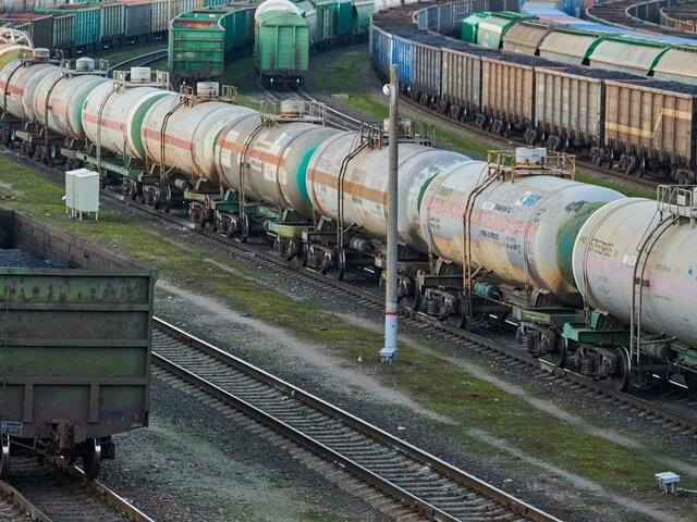 РБК: правительство РФ приостановит запрет на экспорт бензина