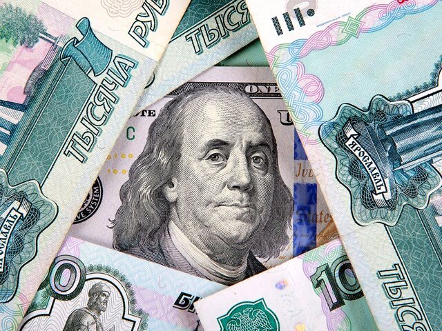 Курс доллара опустился до 90 рублей впервые с 1 февраля