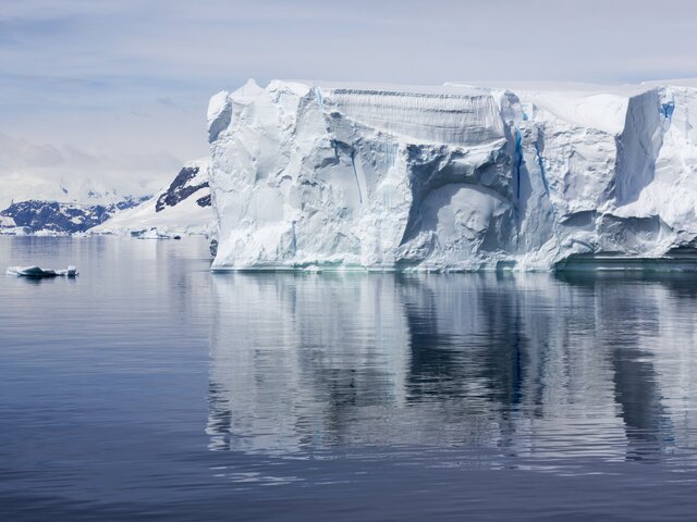 Площадь льда в Антарктике в 2023 году стала минимальной за последние 45 лет
