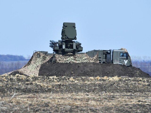 Песков на фоне активности Киева заявил о постоянной готовности военных РФ
