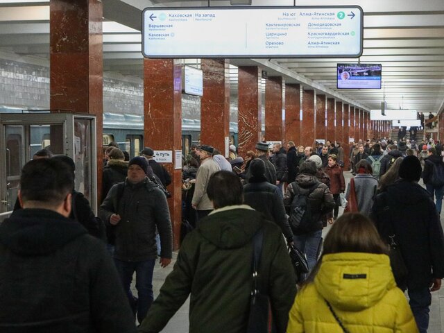 Эскалаторы на станции метро "Каширская" закроют с 26 февраля
