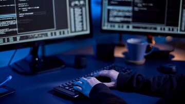 Численность населения млн человек. Города на карте россии с населением более 1000000 человек. Города-миллионеры россии список. Численность населения городов. Где больше всего миллиардеров.