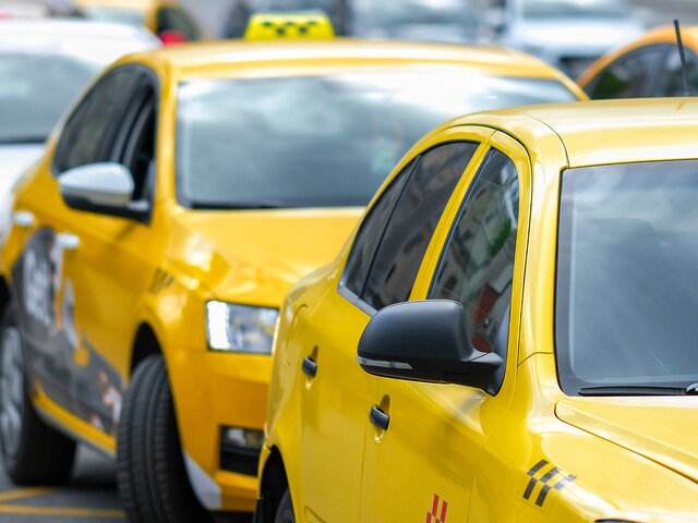 Безопасность и комфорт: как изменится такси и каршеринг Москвы к 2030 году