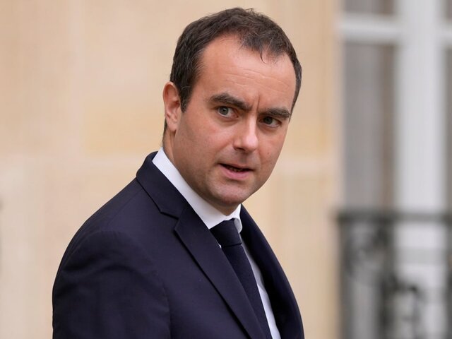 Министр обороны Франции Лекорню провел разговор с Сергеем Шойгу