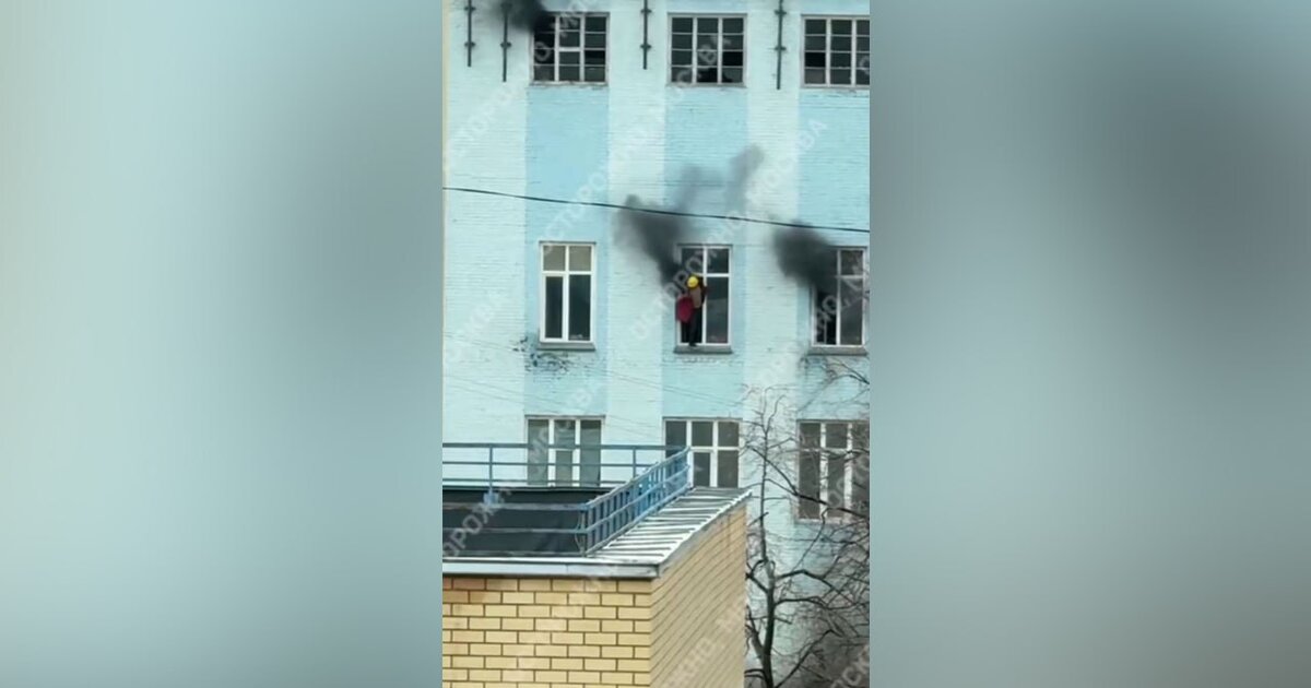 Пожар произошел в реконструируемом здании на юге Москвы Пожар произошел в реконструируемом здании на юге Москвы