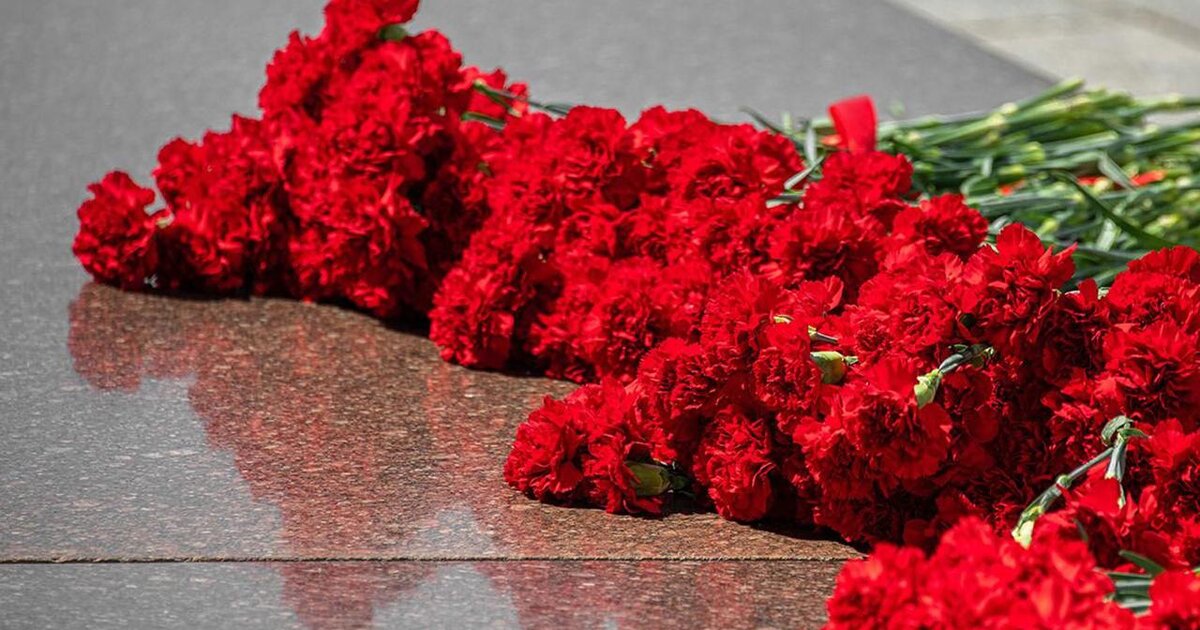 мемориальные доски трем Героям России установят в Москве мемориальные доски трем Героям России установят в Москве
