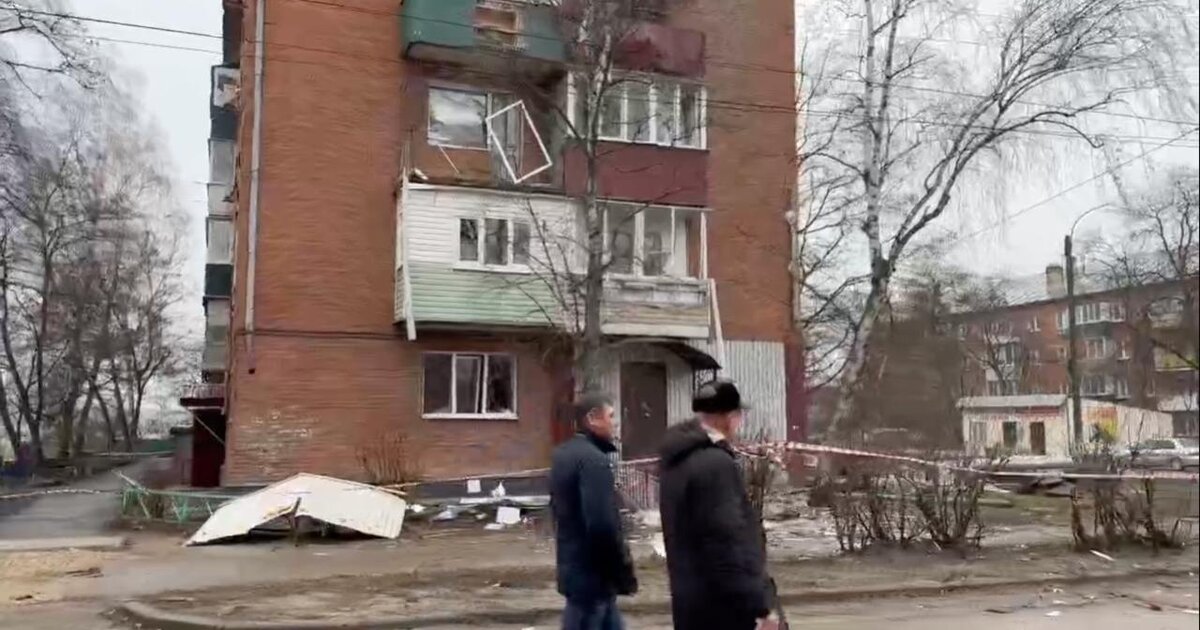 СК возбудил уголовное дело после атаки БПЛА на жилые дома под Тамбовом СК возбудил уголовное дело после атаки БПЛА на жилые дома под Тамбовом