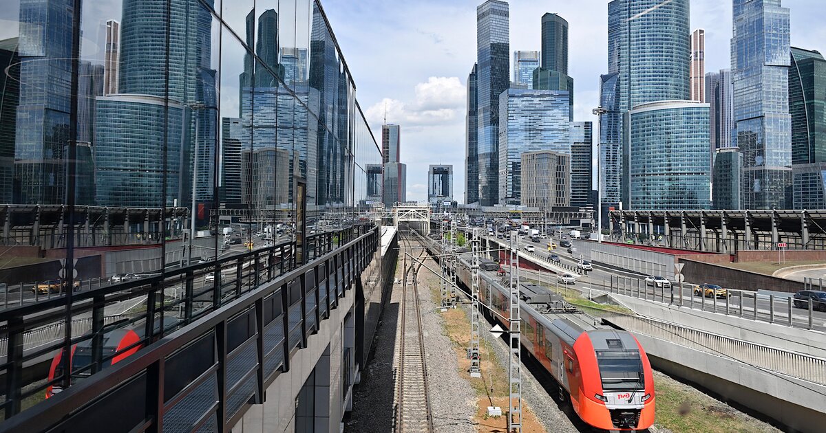Минимальный интервал движения на МЦК продлят до полуночи 9 мая Минимальный интервал движения на МЦК продлят до полуночи 9 мая