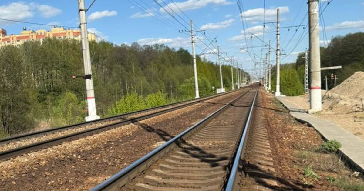 14-летний зацепер умер от удара током на крыше электрички в Подмосковье 14-летний зацепер умер от удара током на крыше электрички в Подмосковье