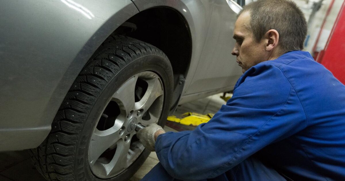 Москвичам рекомендовали заменить автошины в первые ноябрьские выходные Москвичам рекомендовали заменить автошины в первые ноябрьские выходные