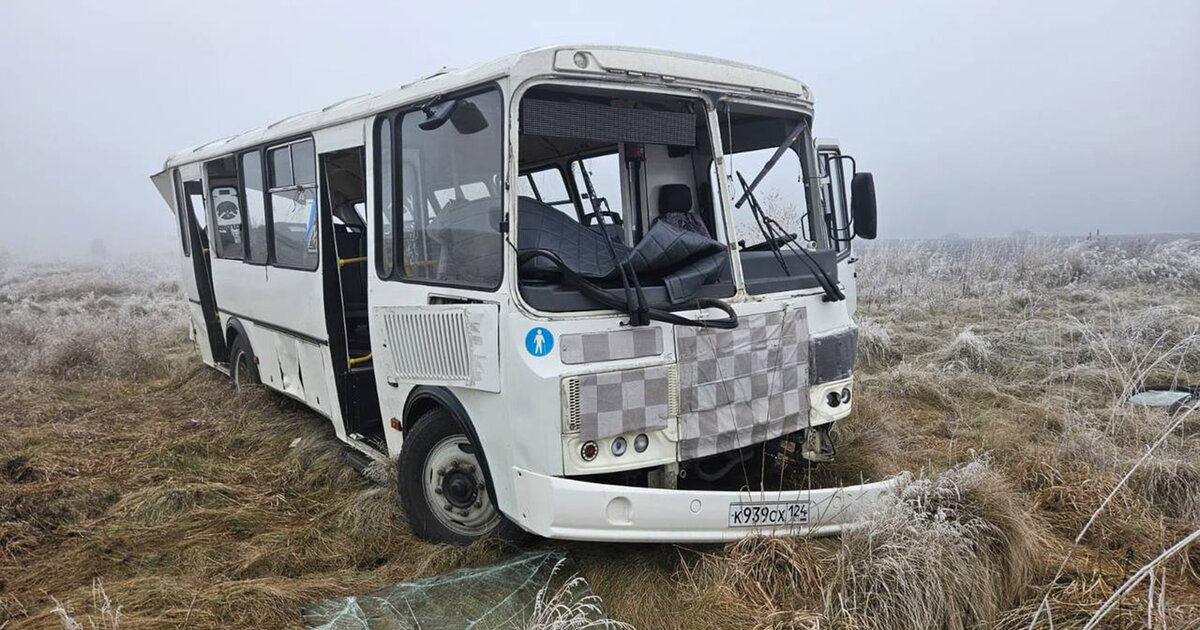 Автобус попал в ДТП на юге Красноярского края Автобус попал в ДТП на юге Красноярского края