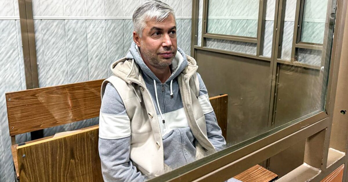 Адвокаты экс-главы Ростова-на-Дону Логвиненко обжаловали его арест Адвокаты экс-главы Ростова-на-Дону Логвиненко обжаловали его арест