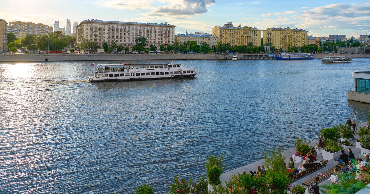 Вода в реках столичного региона прогрелась до 22 градусов Вода в реках столичного региона прогрелась до 22 градусов