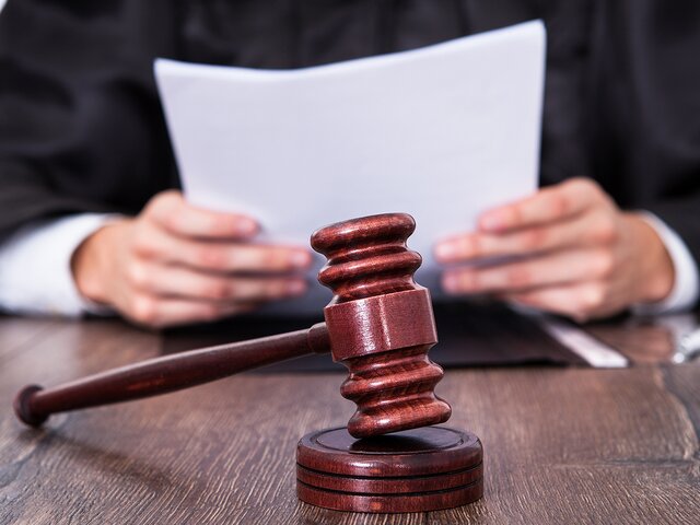 Суд в Санкт-Петербурге запретил в России фильм "На