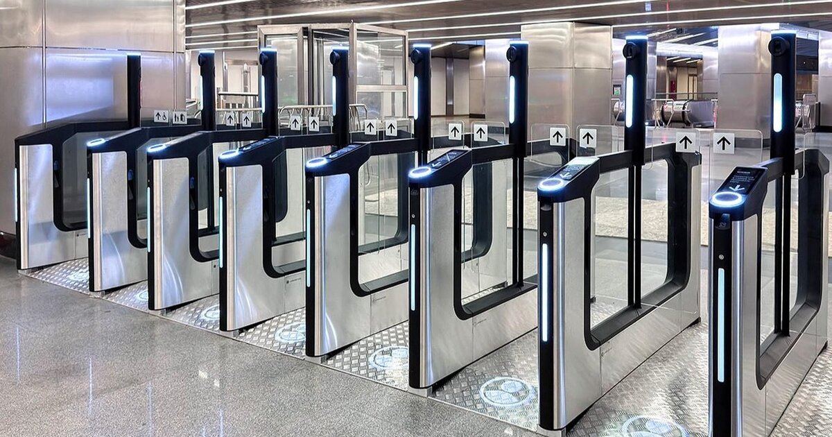 Первые турникеты московского производства начали работать на станции метро “Деловой центр”
